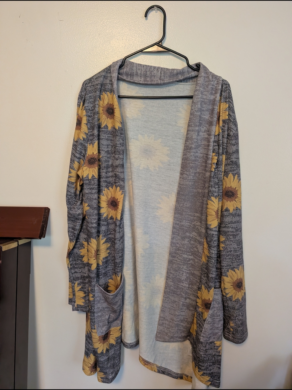 Sunflower Print Open Front Cardigan Sweater - Gray and Yellow